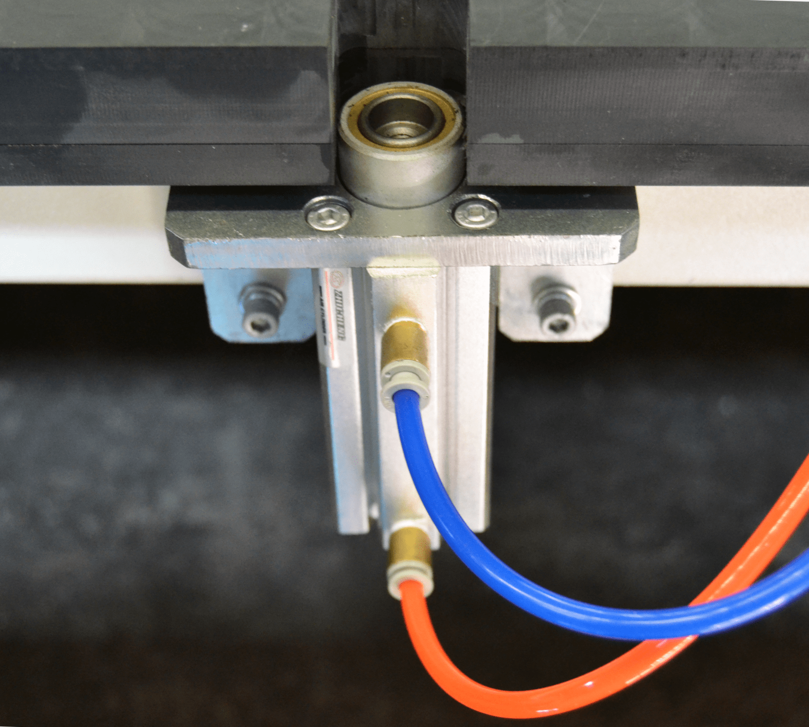 HLD Series 3 Axis CNC Router Hendrick Manufacturing